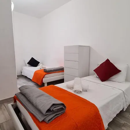 Ruwts Palazzo -